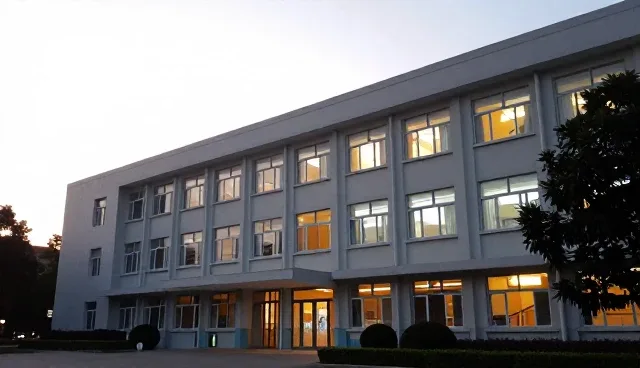 设施维护选型中如何避免性能与适用条件的误区？